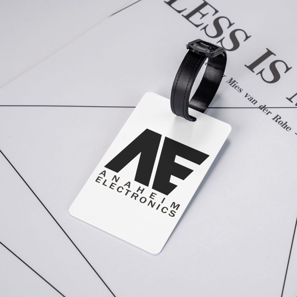 Travel Accessories Name - بطاقات أمتعة إلكترونية من أنيهم، إكسسوارات