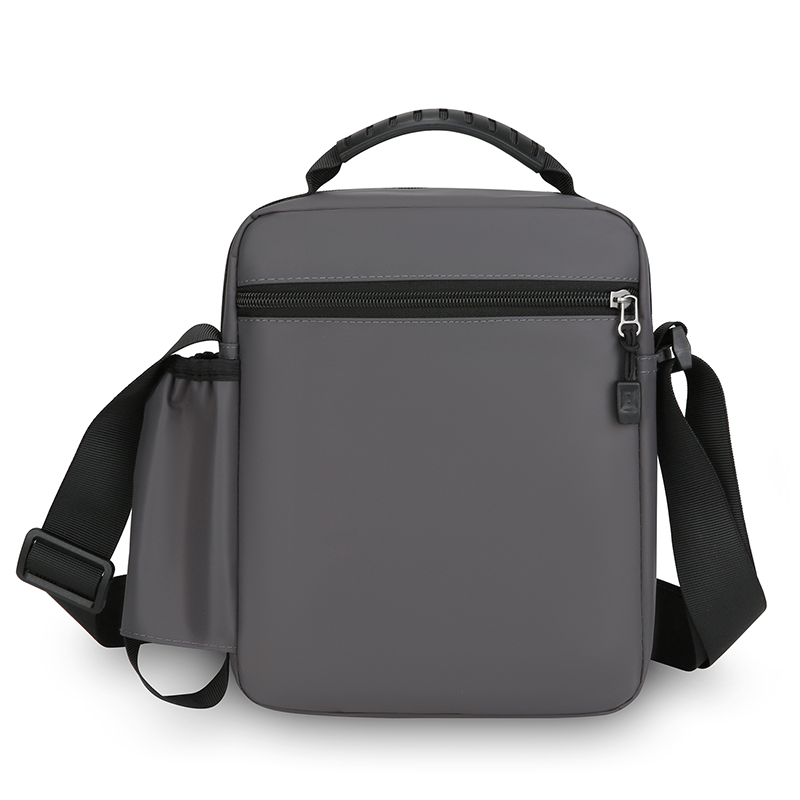 حقيبة كتف رجالية مقاومة للماء  - مراجعة Travel Accessories Holder وسعره