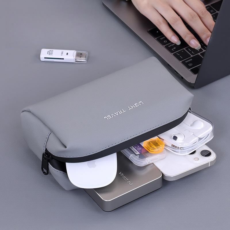 حقيبة منظم محمولة مقاومة للماء - مراجعة Travel Accessories Organizer وسعره