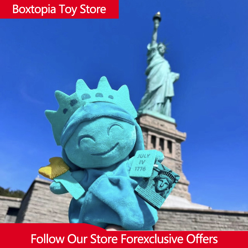دمية محشوة صغيرة على شكل تمثال - مراجعة Travel Accessories New York وسعره