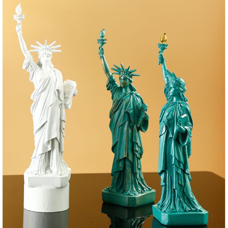 تمثال الحرية بطول 30 سم، قطعة  - مراجعة Travel Accessories New York وسعره