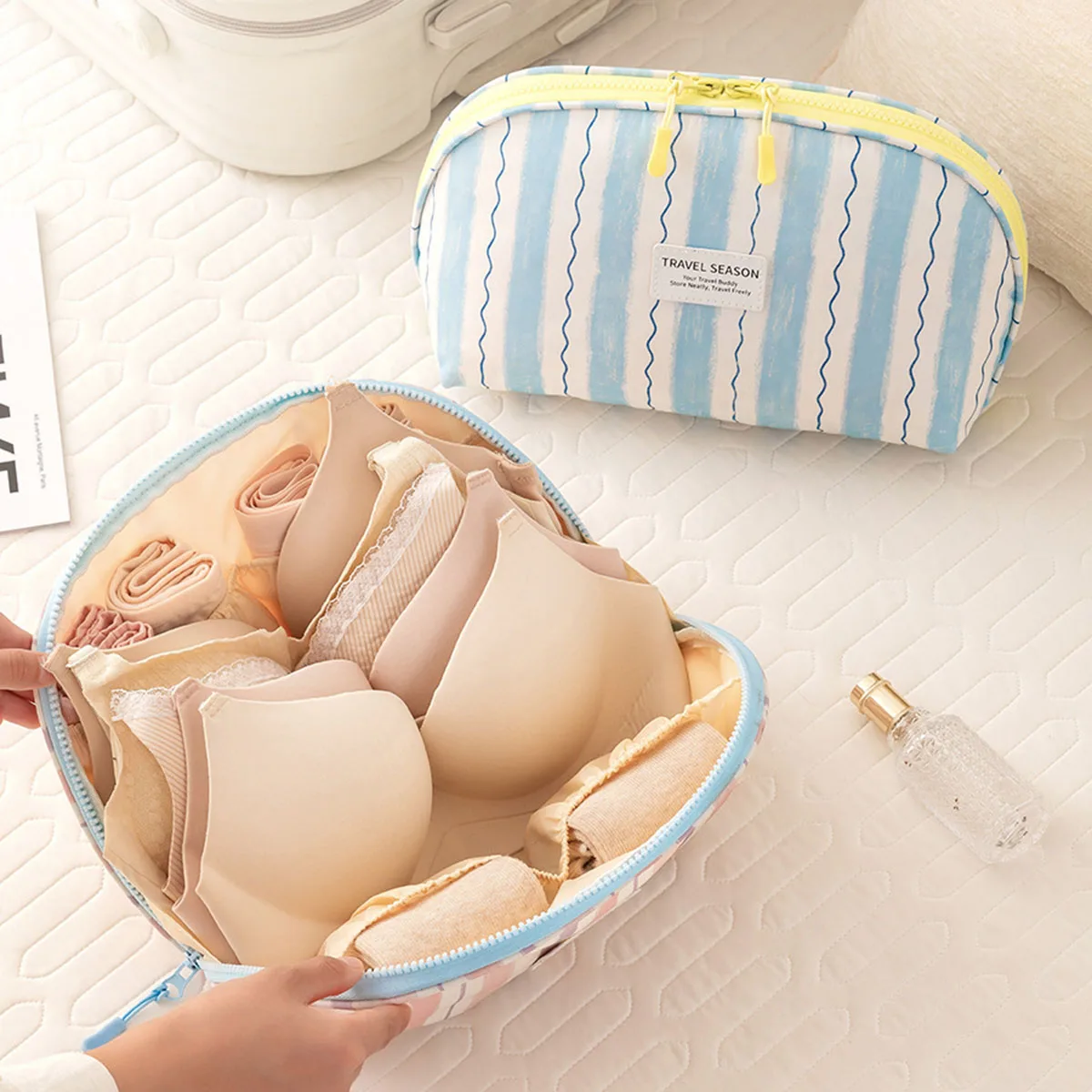 حقيبة تخزين الملابس الداخلية،  - مراجعة Travel Accessories Holder وسعره